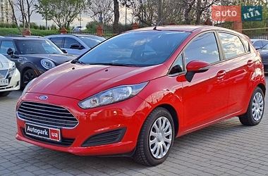 Хэтчбек Ford Fiesta 2015 в Одессе
