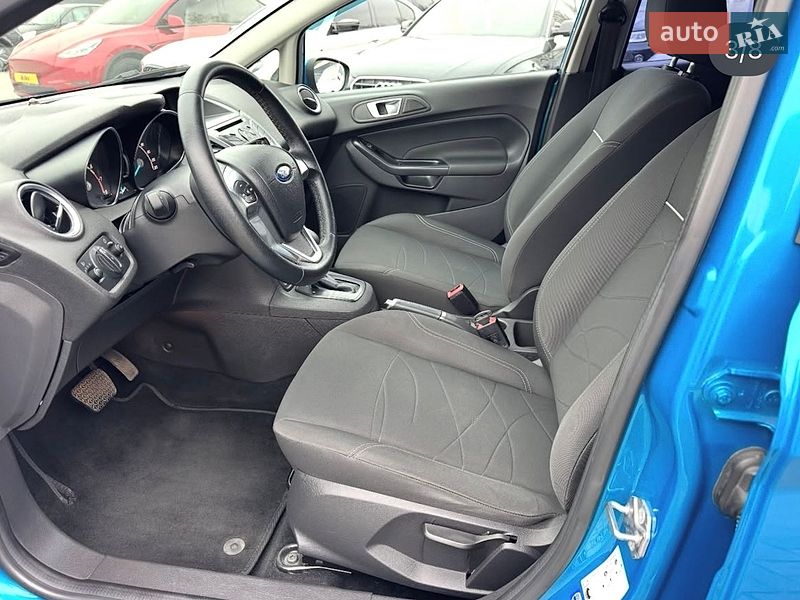 Хэтчбек Ford Fiesta 2016 в Кременчуге