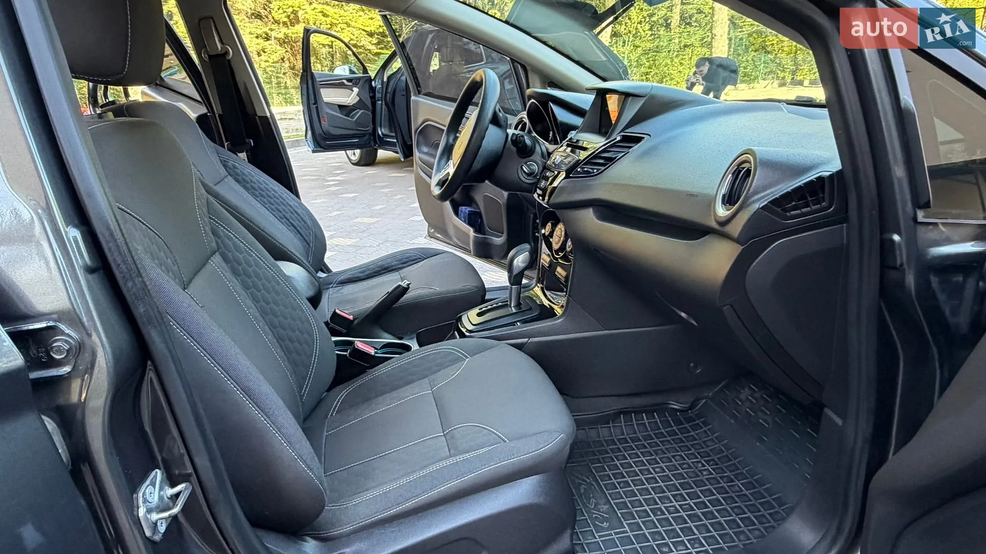 2018 Ford Fiesta - мініатюра 47