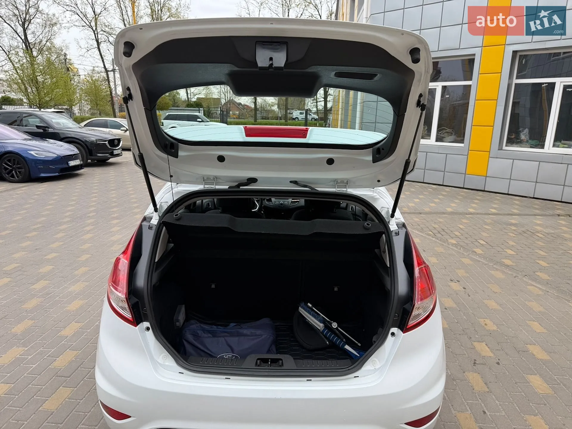 2016 Ford Fiesta - мініатюра 14