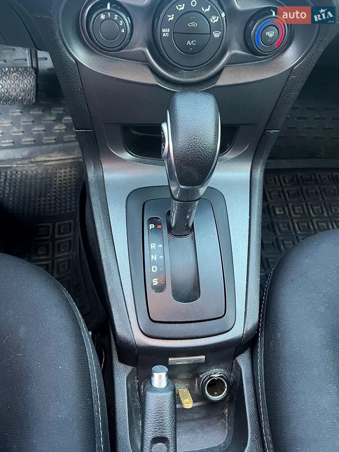 2019 Ford Fiesta - мініатюра 6