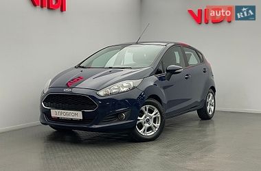 Хетчбек Ford Fiesta 2016 в Києві