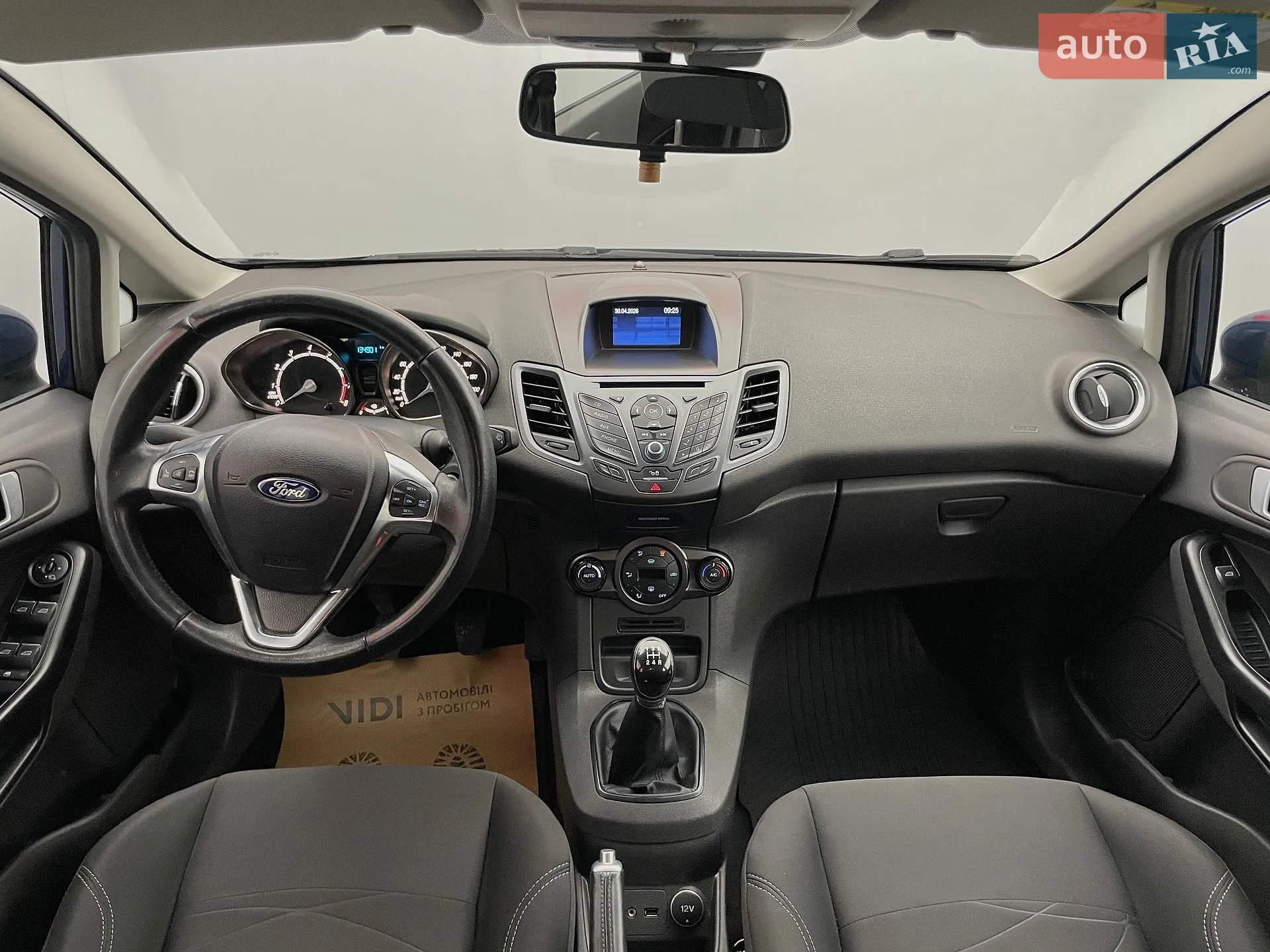 2016 Ford Fiesta - мініатюра 17