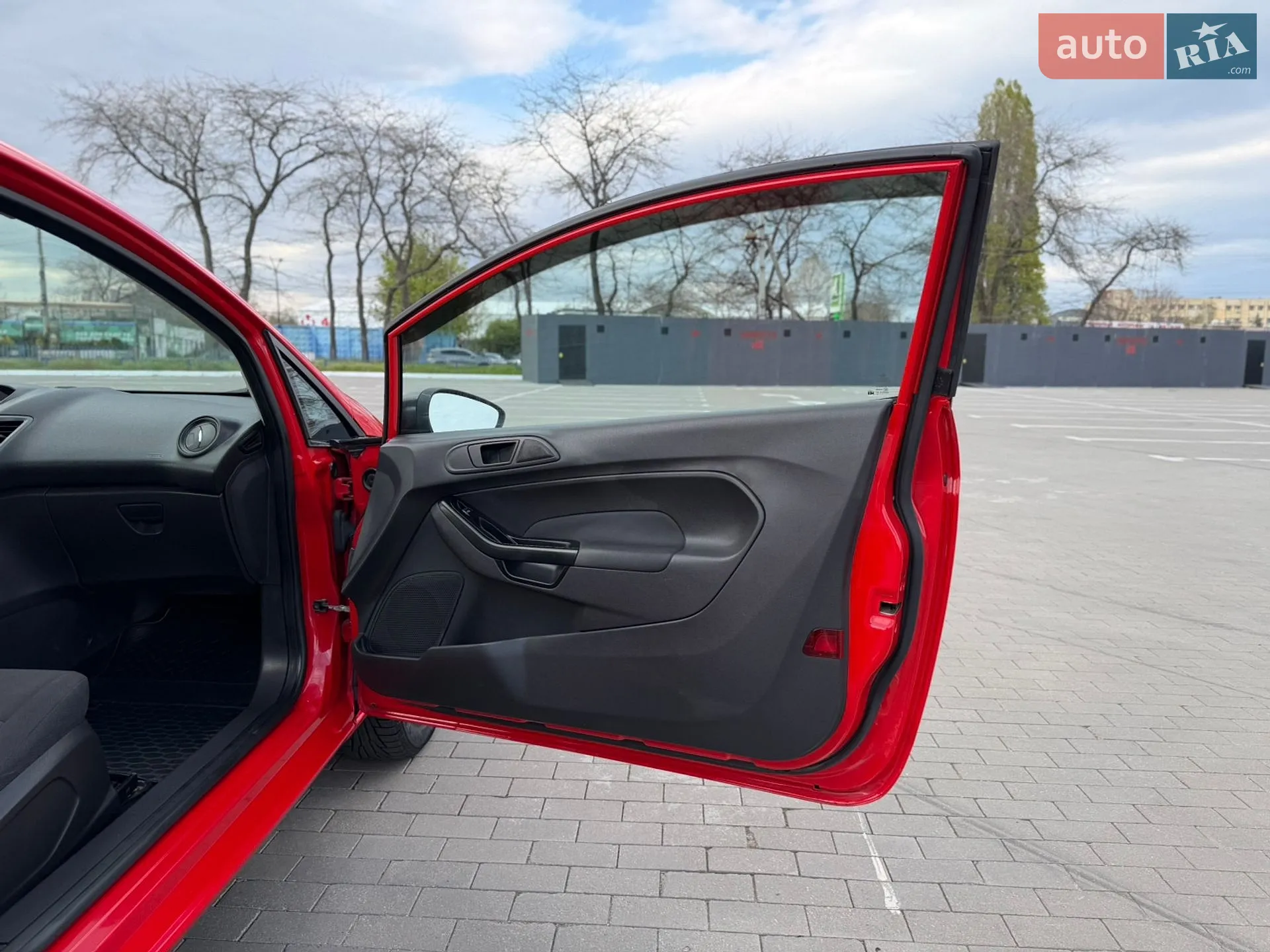 2013 Ford Fiesta - мініатюра 21