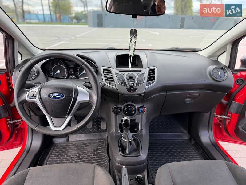 Хэтчбек Ford Fiesta 2013 в Одессе