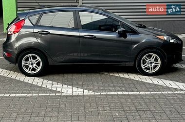 Хэтчбек Ford Fiesta 2019 в Киеве