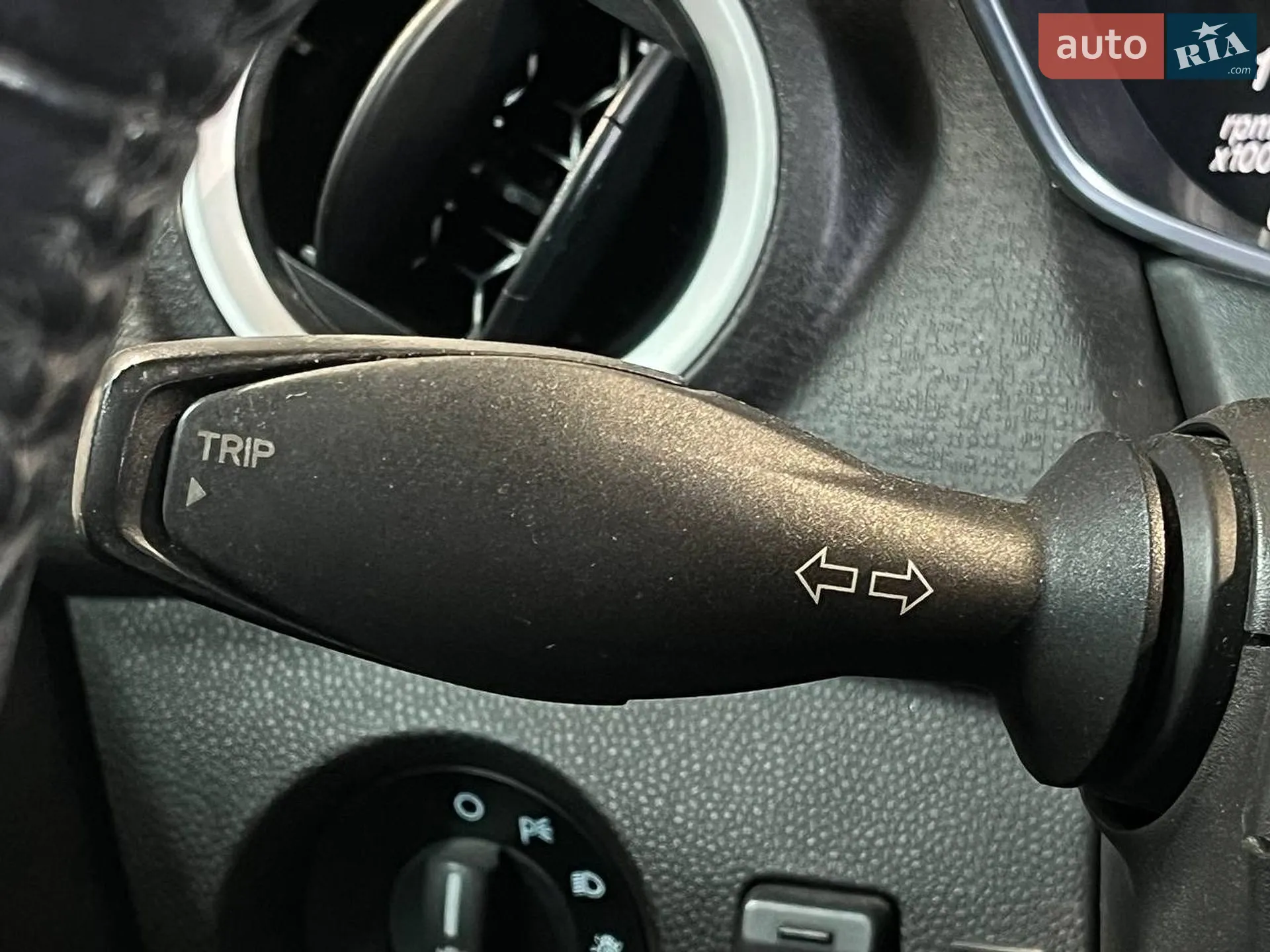 2013 Ford Fiesta - мініатюра 18