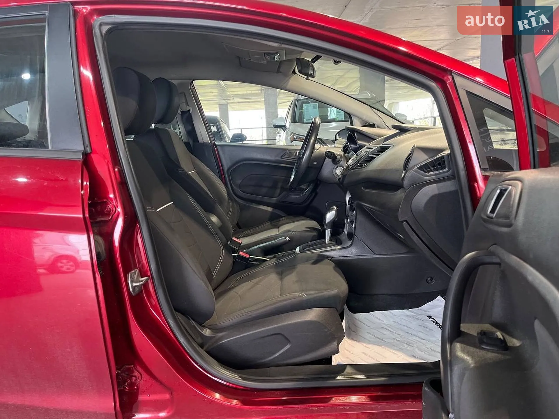 2013 Ford Fiesta - мініатюра 26