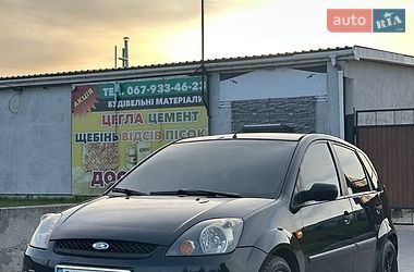 Хэтчбек Ford Fiesta 2006 в Черкассах
