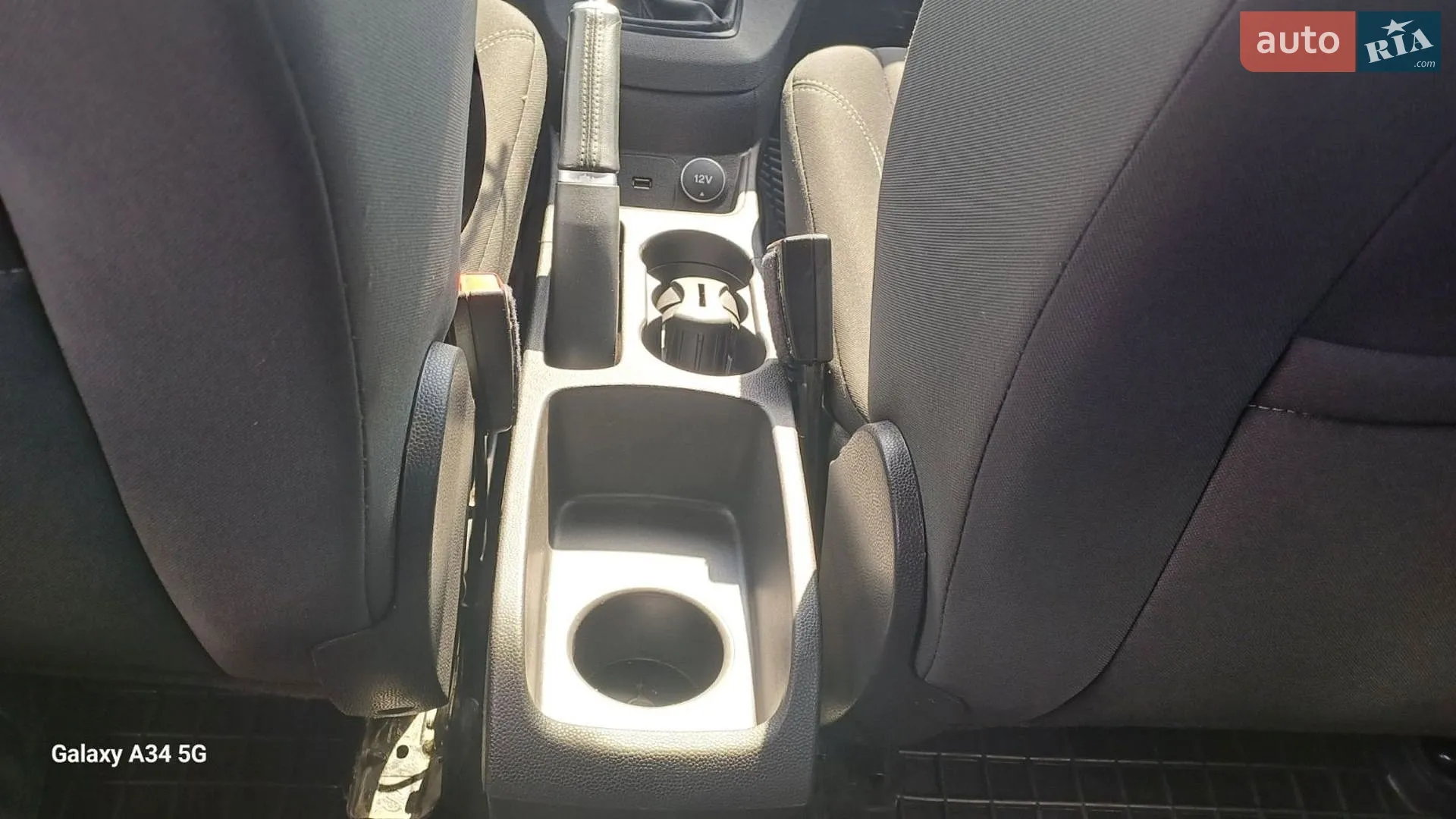 2016 Ford Fiesta - мініатюра 31