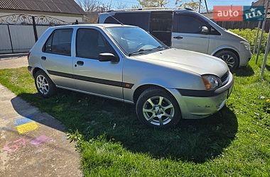 Хэтчбек Ford Fiesta 1999 в Черновцах