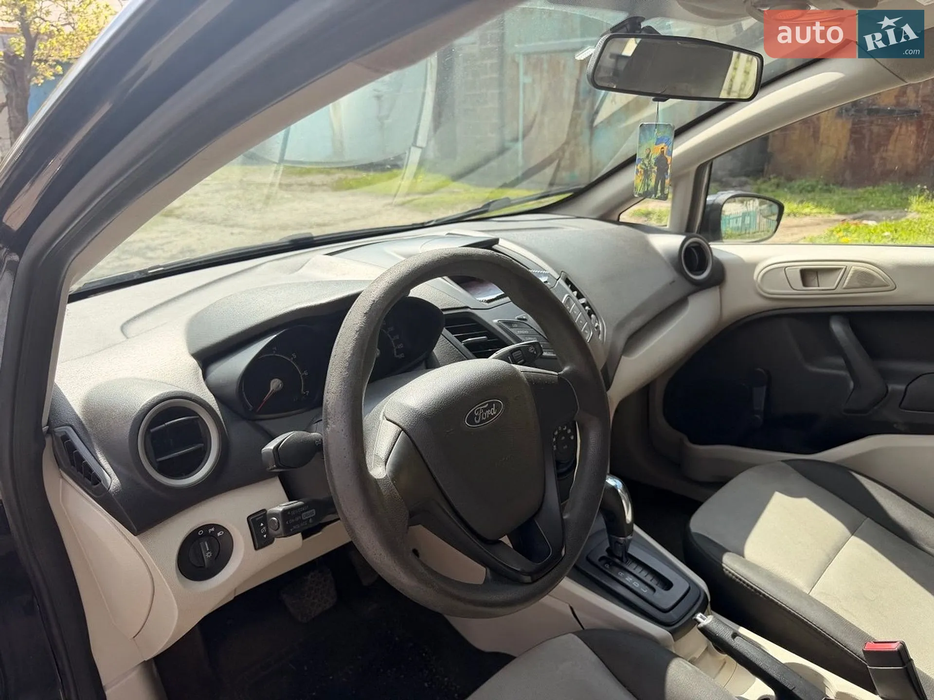 2013 Ford Fiesta - мініатюра 37