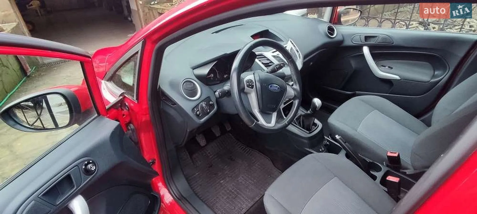 2012 Ford Fiesta - мініатюра 8