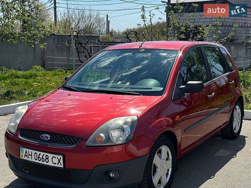 Хетчбек Ford Fiesta 2008 в Вишгороді