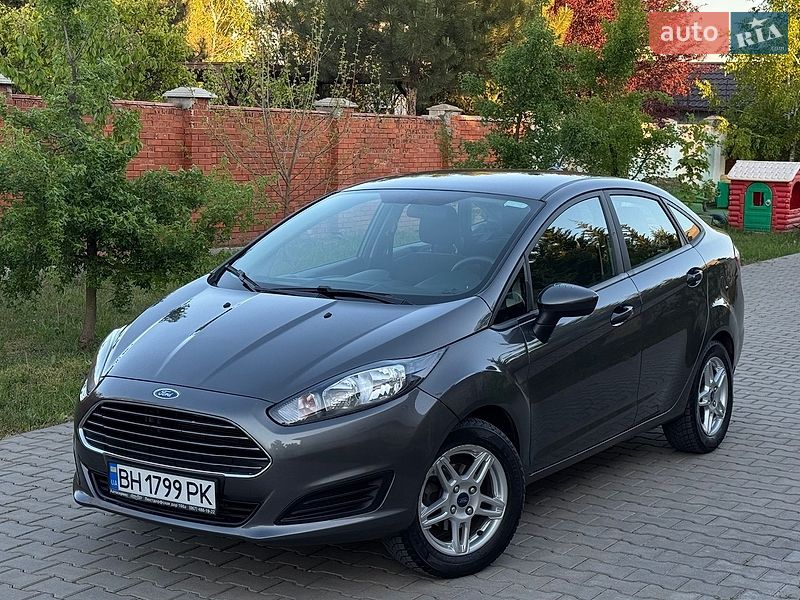 Седан Ford Fiesta 2019 в Одессе