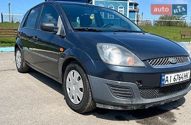 Хэтчбек Ford Fiesta 2007 в Ставище