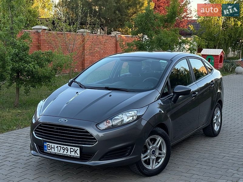 Седан Ford Fiesta 2019 в Одессе