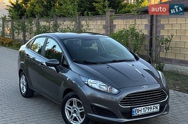 Седан Ford Fiesta 2019 в Одессе
