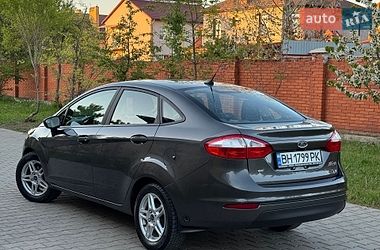 Седан Ford Fiesta 2019 в Одессе