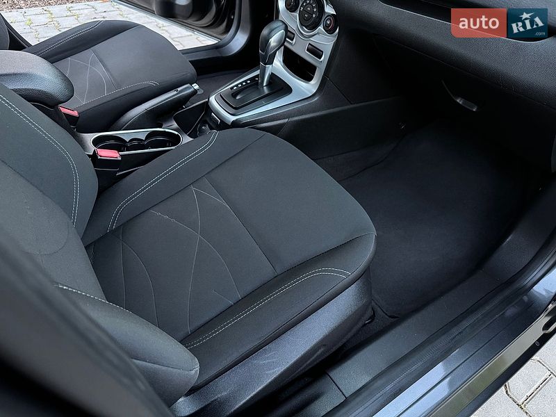 Седан Ford Fiesta 2019 в Одессе