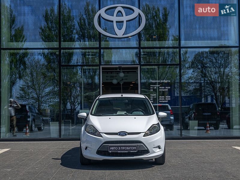 Хэтчбек Ford Fiesta 2011 в Днепре