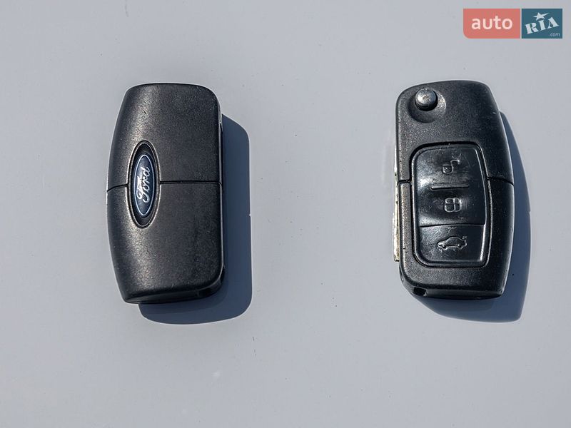 Хэтчбек Ford Fiesta 2011 в Днепре