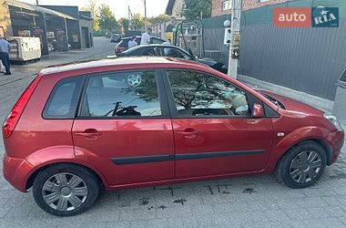 Хэтчбек Ford Fiesta 2008 в Ивано-Франковске