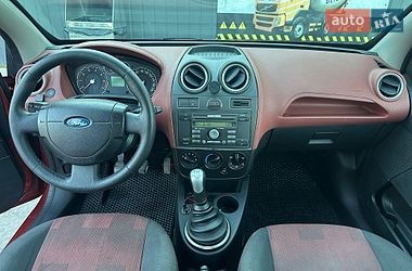 Хэтчбек Ford Fiesta 2008 в Ивано-Франковске