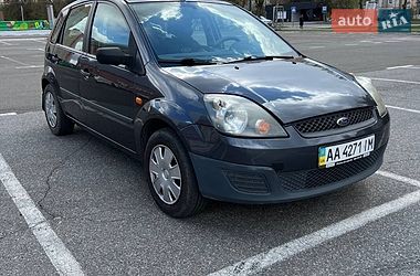 Хэтчбек Ford Fiesta 2007 в Киеве