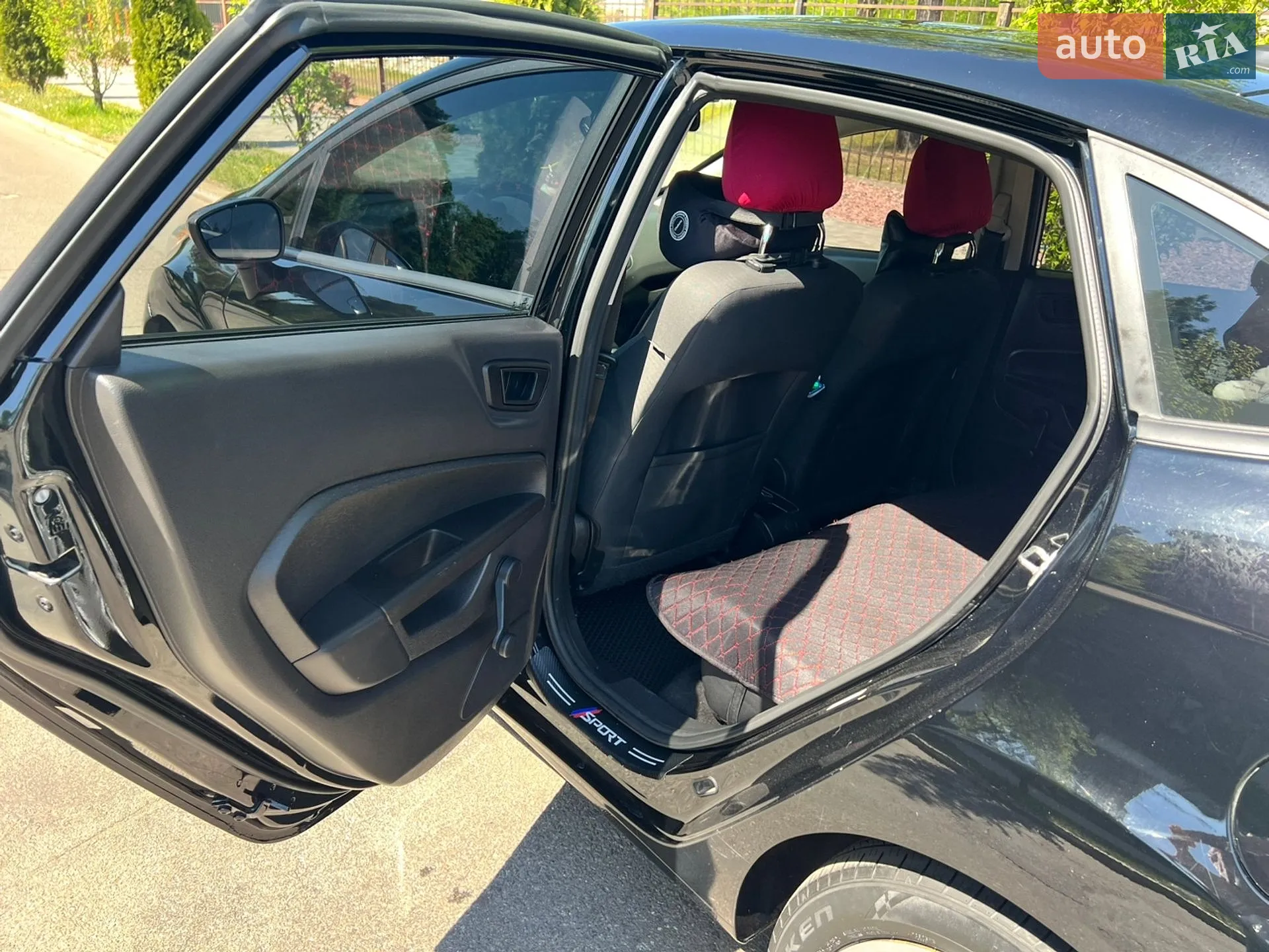 2015 Ford Fiesta - мініатюра 10