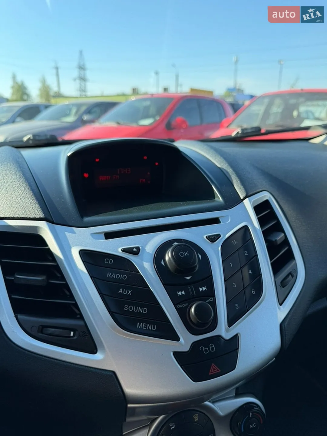 2012 Ford Fiesta - мініатюра 32