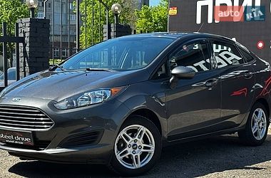 Седан Ford Fiesta 2017 в Миколаєві