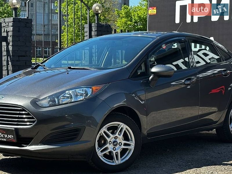 Седан Ford Fiesta 2017 в Миколаєві