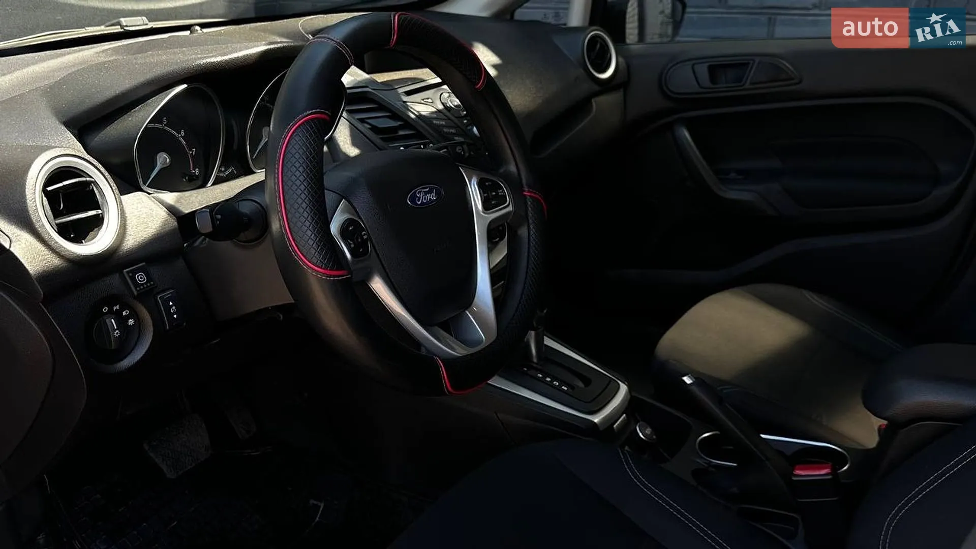 2017 Ford Fiesta - мініатюра 13