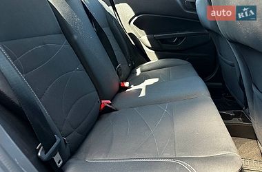 Седан Ford Fiesta 2017 в Миколаєві