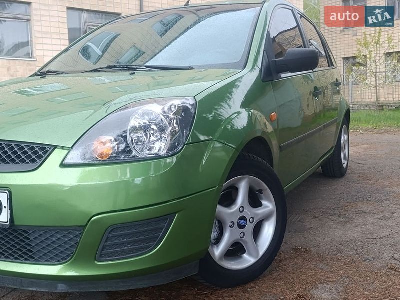 Хэтчбек Ford Fiesta 2007 в Прилуках