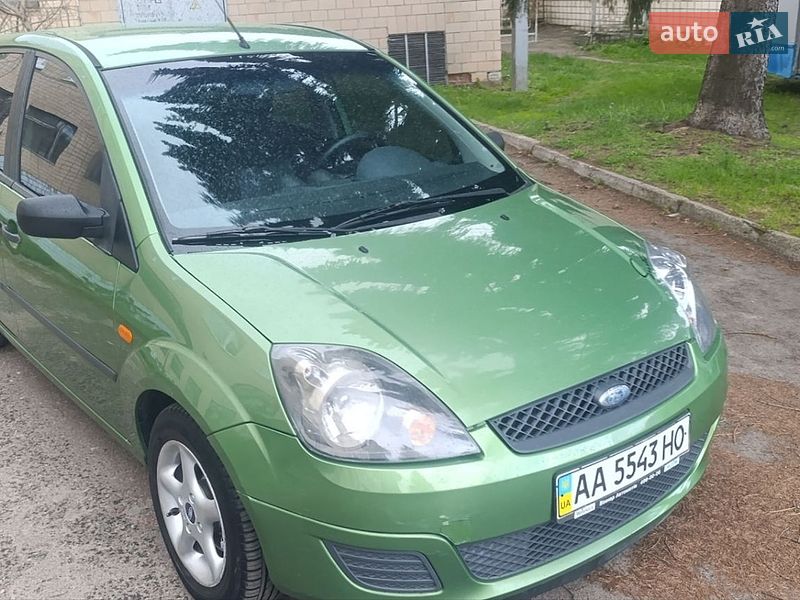 Хэтчбек Ford Fiesta 2007 в Прилуках