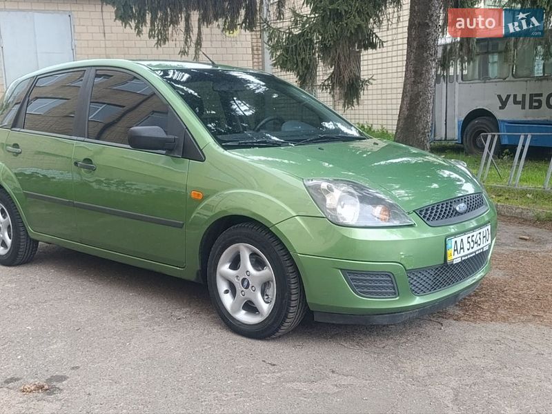 Хэтчбек Ford Fiesta 2007 в Прилуках