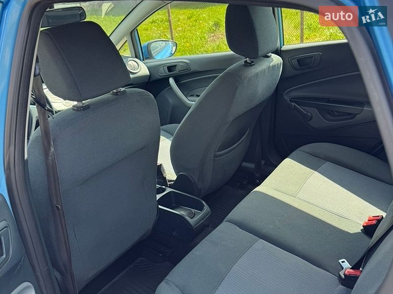 Хетчбек Ford Fiesta 2011 в Полтаві