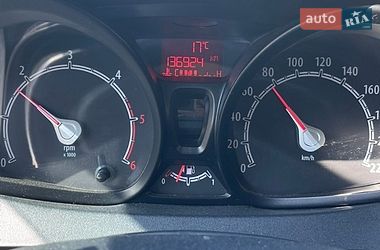 Хетчбек Ford Fiesta 2012 в Дніпрі