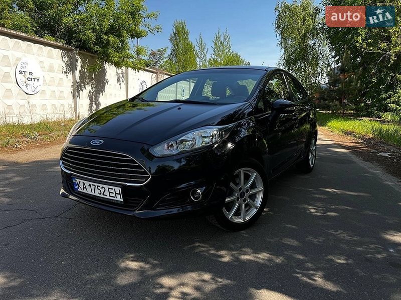 Седан Ford Fiesta 2017 в Києві