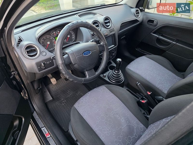 Хетчбек Ford Fiesta 2007 в Одесі