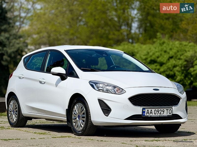 Хэтчбек Ford Fiesta 2018 в Киеве