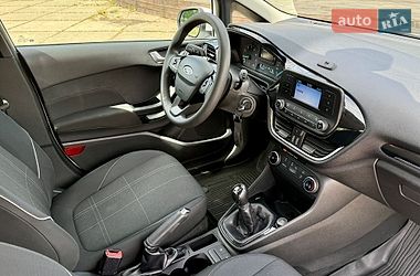 Хэтчбек Ford Fiesta 2018 в Киеве