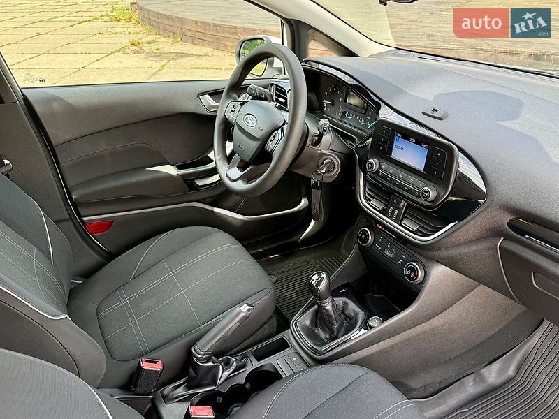 Хэтчбек Ford Fiesta 2018 в Киеве