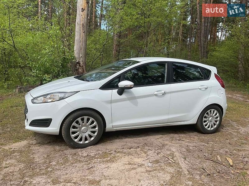 Хетчбек Ford Fiesta 2017 в Броварах
