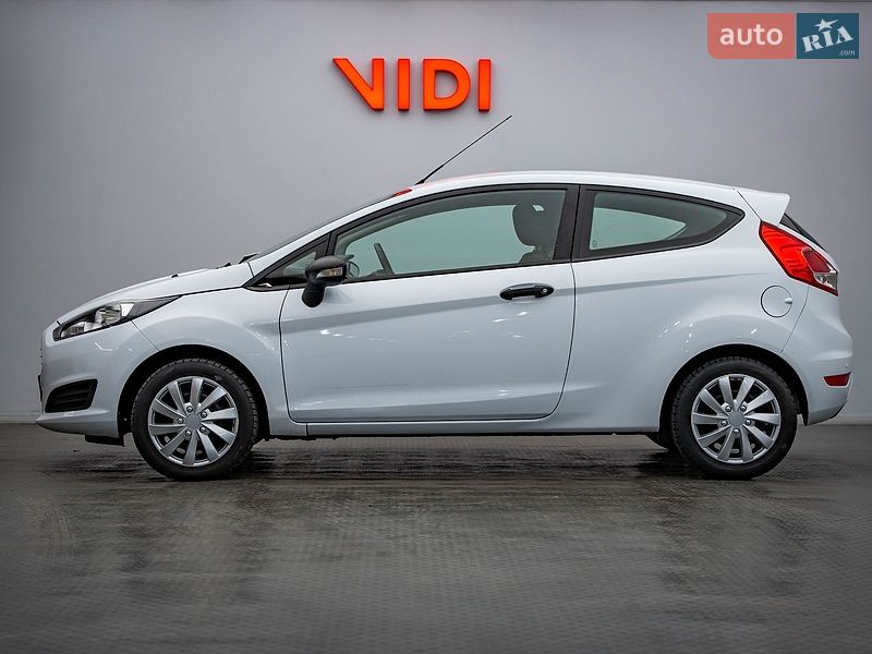Хэтчбек Ford Fiesta 2014 в Киеве