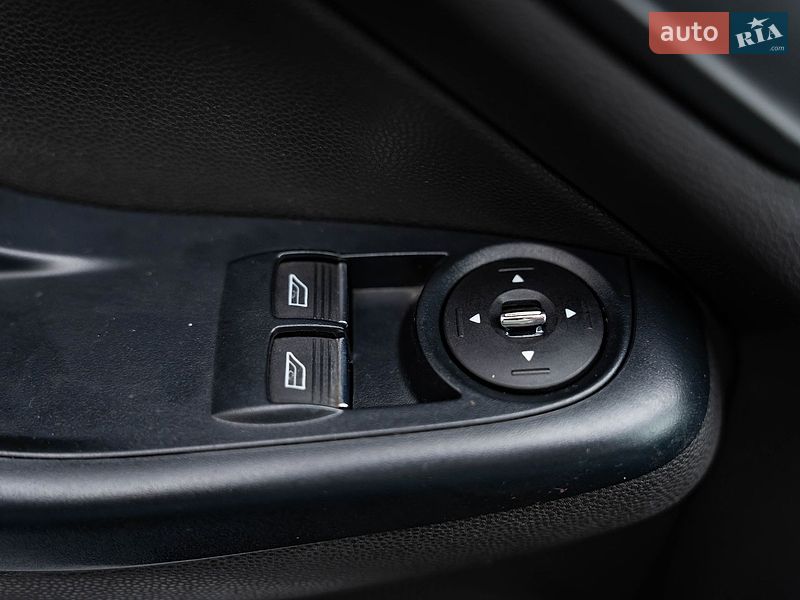 Хэтчбек Ford Fiesta 2014 в Киеве