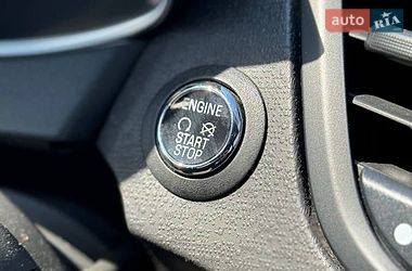 Хэтчбек Ford Fiesta 2015 в Киеве