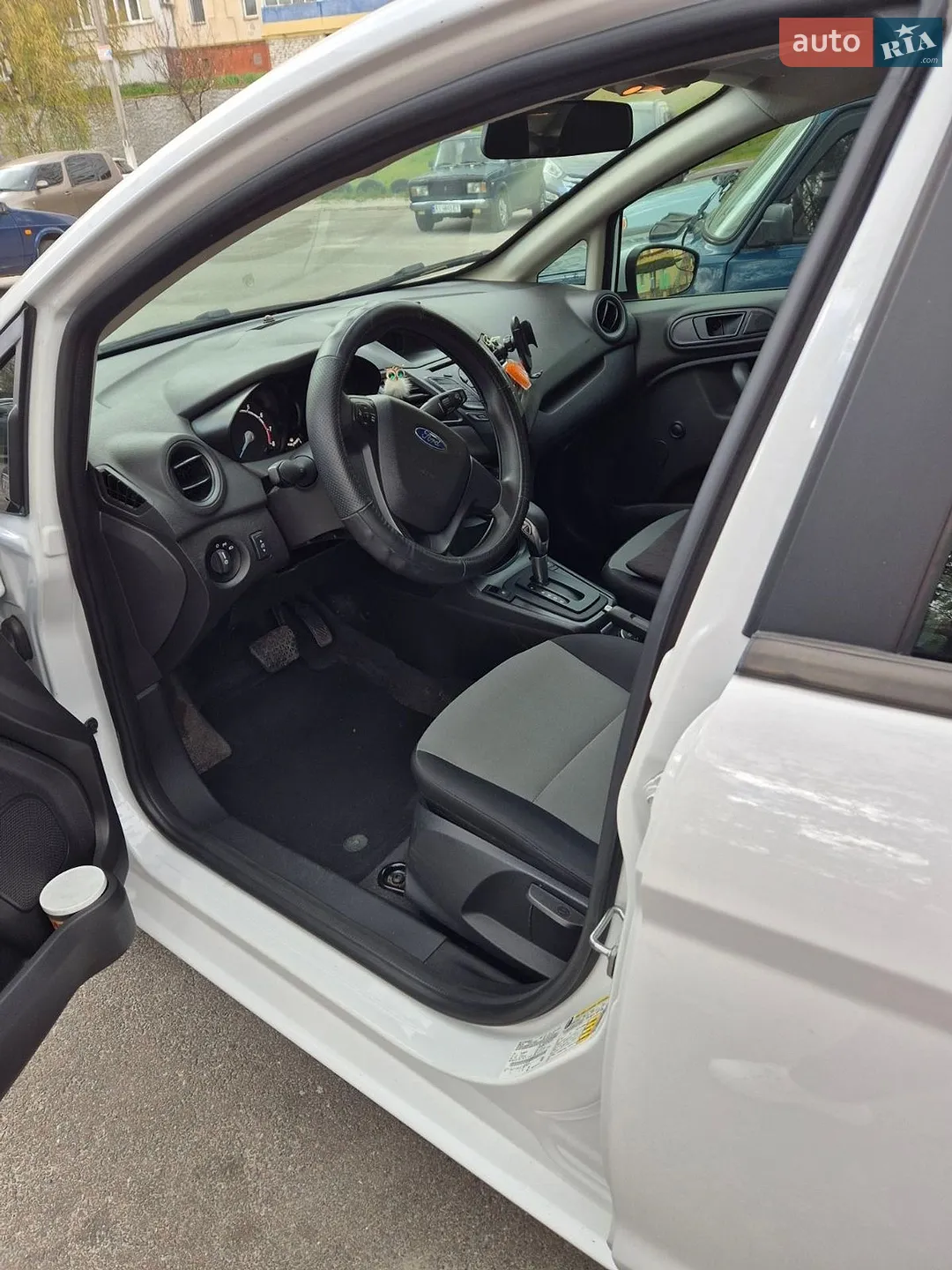 2019 Ford Fiesta - мініатюра 17